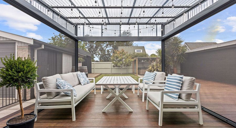  at 6 Cotswold Avenue, Bishopdale, Christchurch City, Canterbury