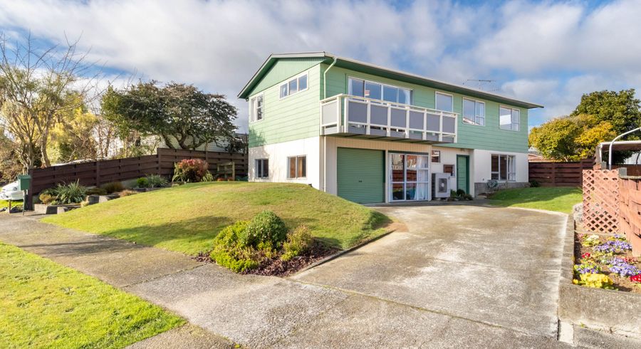 at 38 Pasadena Crescent, Totara Park, Upper Hutt, Wellington