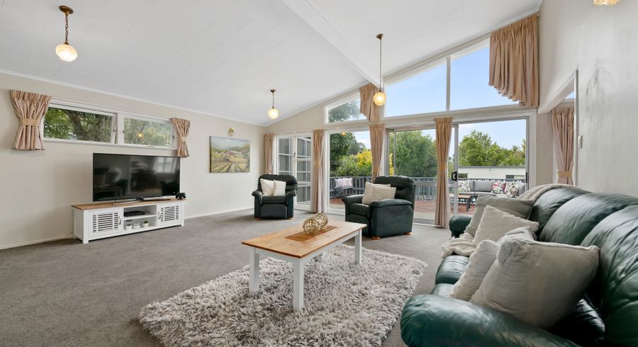  at 25 Kereru Grove, Stokes Valley, Lower Hutt