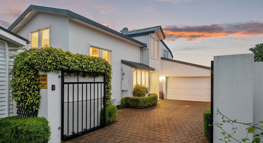 at 32A Taylors Avenue, Fendalton, Christchurch City, Canterbury