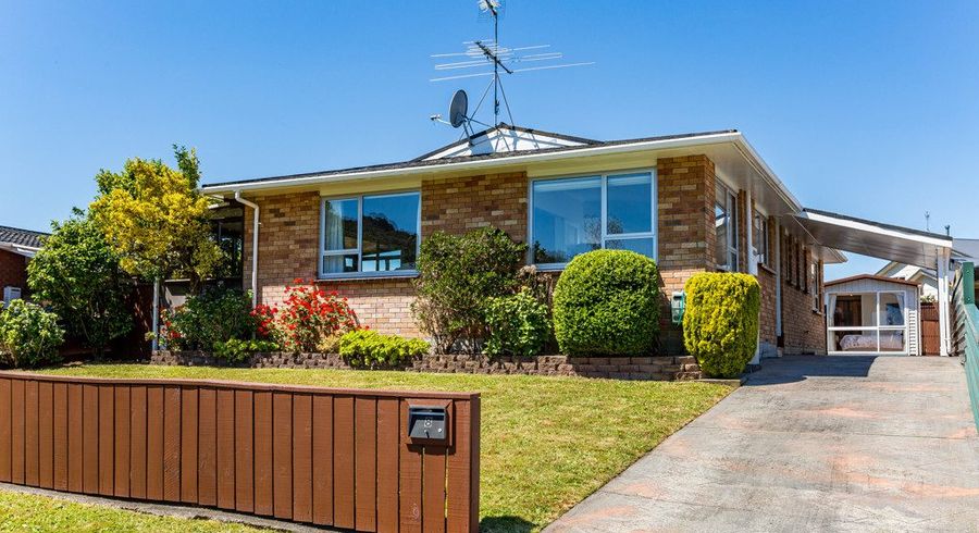  at 8 Tacoma Drive, Totara Park, Upper Hutt, Wellington
