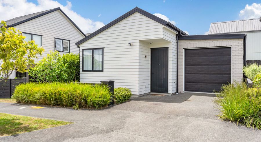  at 6 Aveline Place, Glen Innes, Auckland City, Auckland