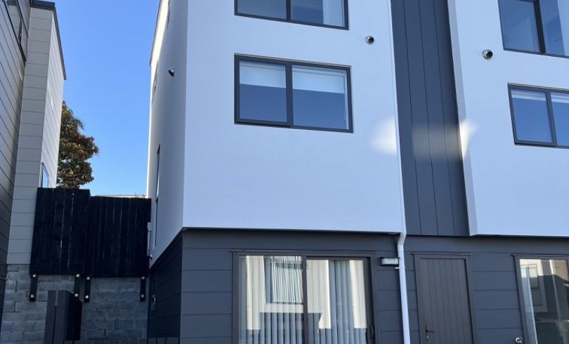  at 54 Tukari Lane, Mangere Bridge, Manukau City, Auckland