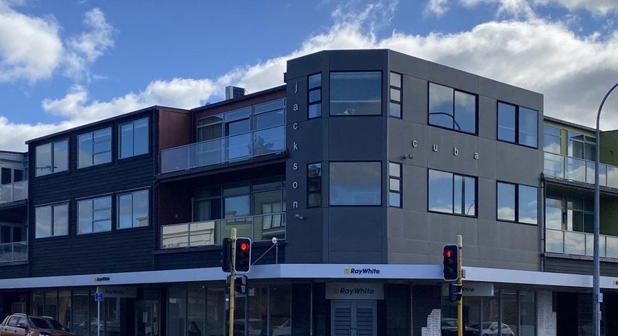  at 1/337 Jackson Street, Petone, Lower Hutt