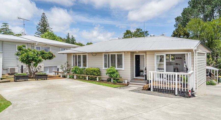  at 10 Fuchsia Place, Birkdale, North Shore City, Auckland