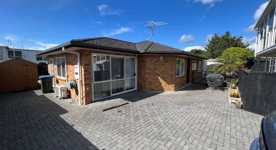  at 50 Donovan Street, Blockhouse Bay, Auckland City, Auckland