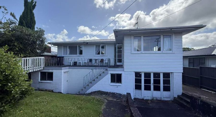  at 28 Maui Pomare Street, Blockhouse Bay, Auckland City, Auckland