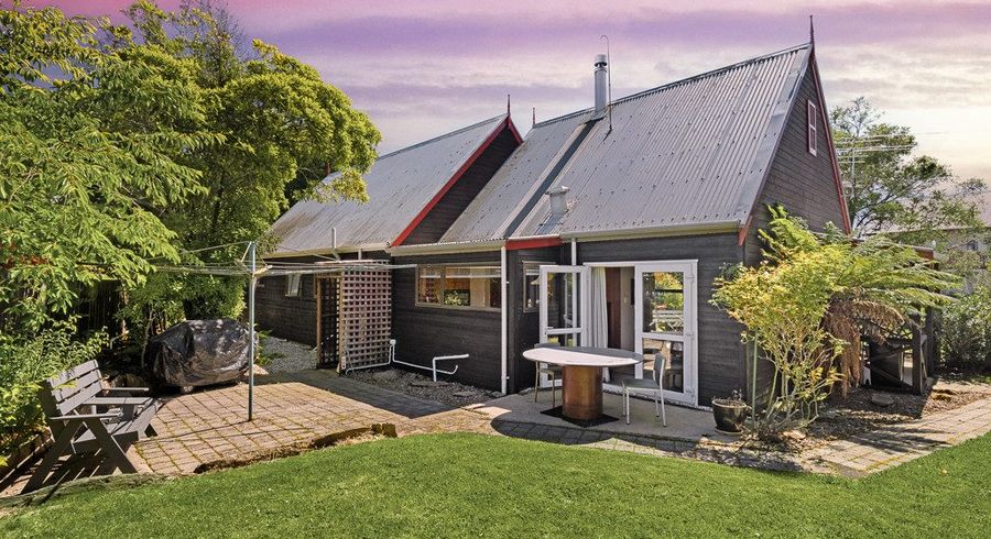  at 18 Walton Park Avenue, Fairfield, Dunedin