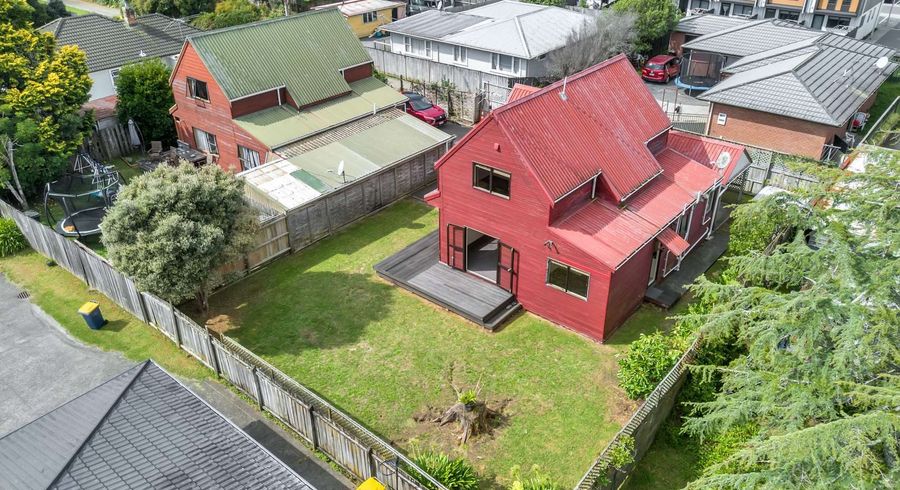  at 3/54 Swanson Road, Henderson, Waitakere City, Auckland