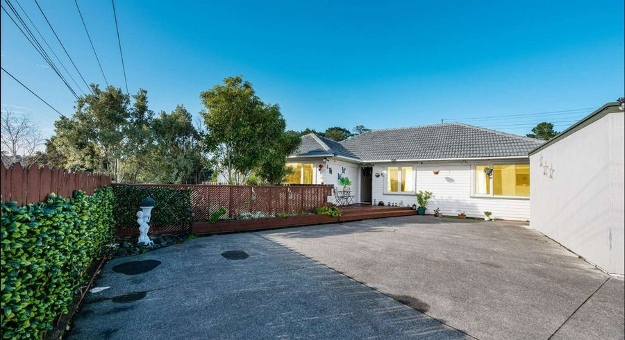  at 58 Seymour Road, Sunnyvale, Waitakere City, Auckland