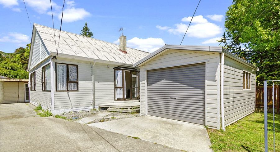  at 72 Waddington Drive, Naenae, Lower Hutt