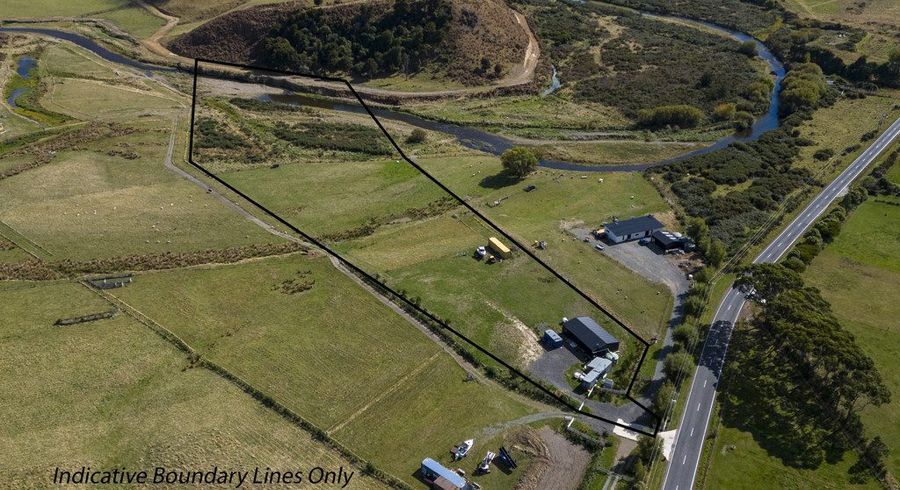  at 904B Coast Road, Wainuiomata Coast, Lower Hutt