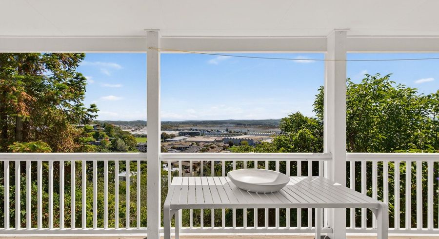  at 1 Denholm Road, Hospital Hill, Napier, Hawke's Bay