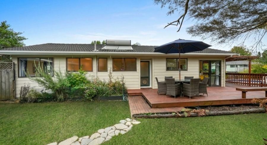  at 11 Glucina Place, Glen Eden, Waitakere City, Auckland