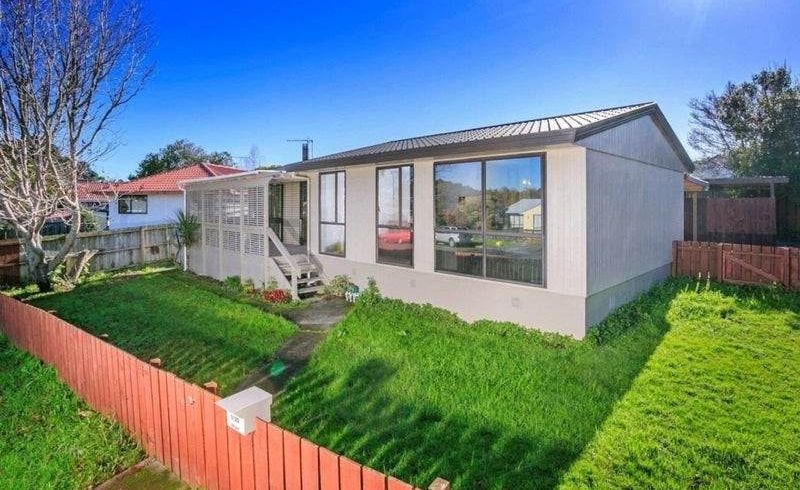  at 1/29 Devonshire Road, Unsworth Heights, North Shore City, Auckland