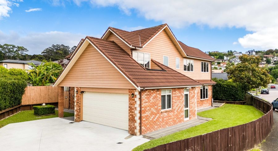  at 23 South Kensington Way, Henderson, Waitakere City, Auckland