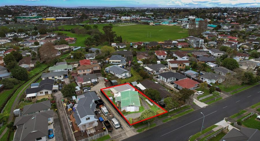  at 30 Casuarina Road, Half Moon Bay, Auckland