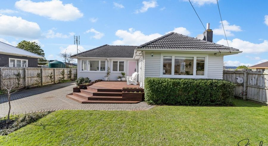  at 32 Papakura Clevedon Road, Clevedon, Manukau City, Auckland