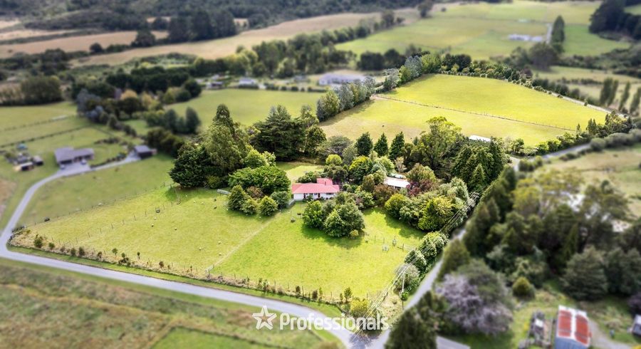  at 235 Marchant Road, Kaitoke, Upper Hutt, Wellington