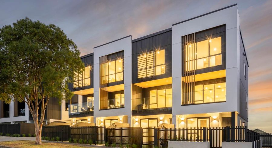  at 33 Turama Road, Royal Oak, Auckland City, Auckland