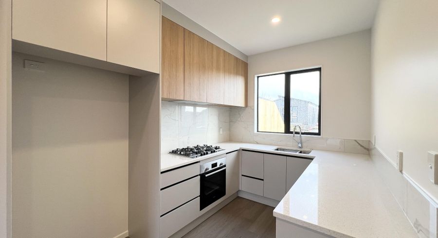 at 42 Horokaka Street, Massey, Waitakere City, Auckland