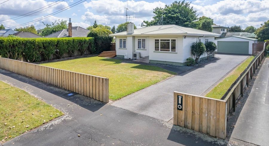  at 174 Fox Street, Hamilton East, Hamilton