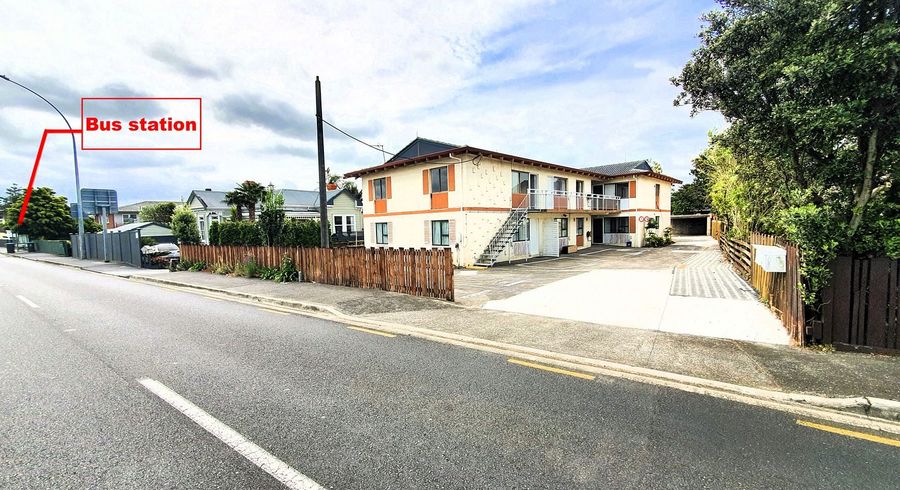  at 2/106 St Lukes Road, Mount Albert, Auckland
