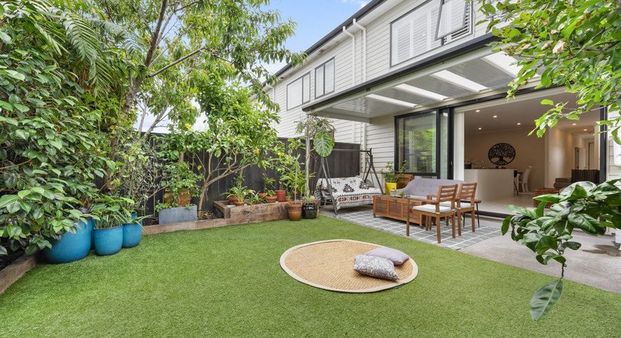  at 21 Grey Warbler Road, Hobsonville, Waitakere City, Auckland