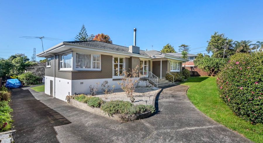  at 108 Grande Vue Road, Hillpark, Auckland