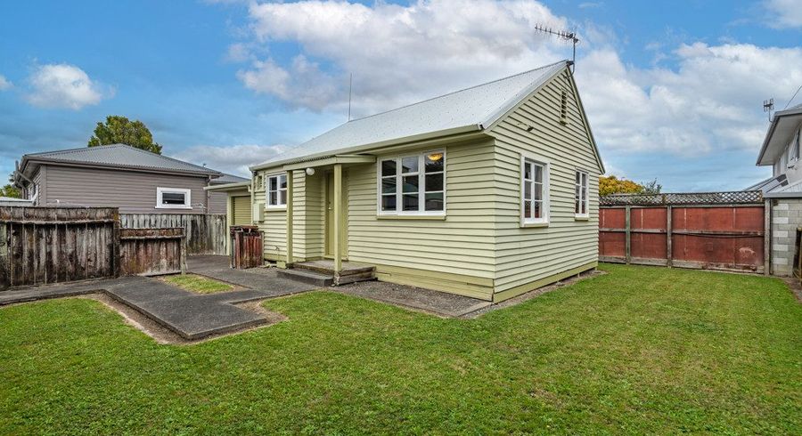  at 351A Tremaine Avenue, Takaro, Palmerston North