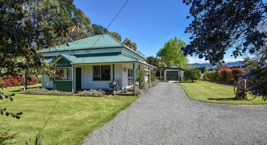  at 60 Lincoln Road, Carterton