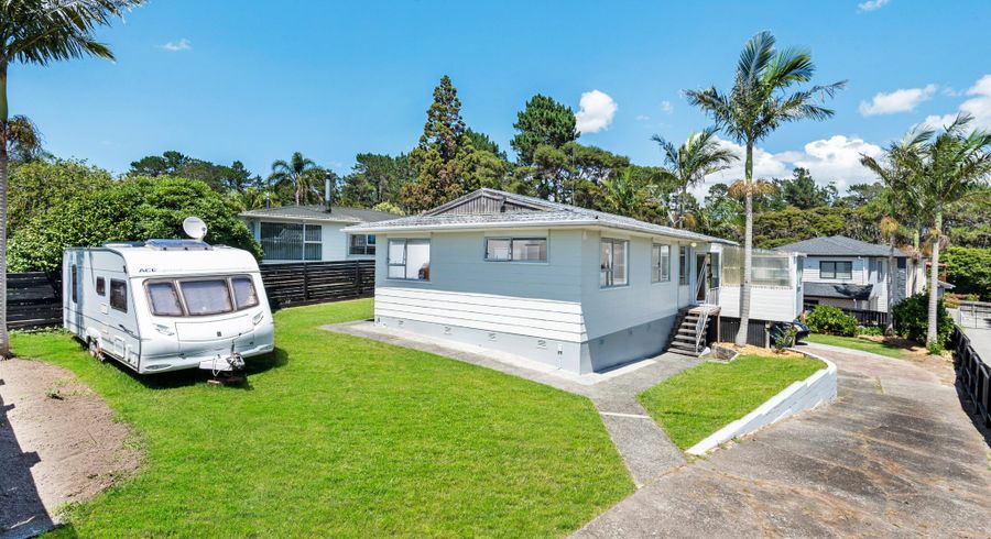  at 31 Allington Road, Massey, Auckland
