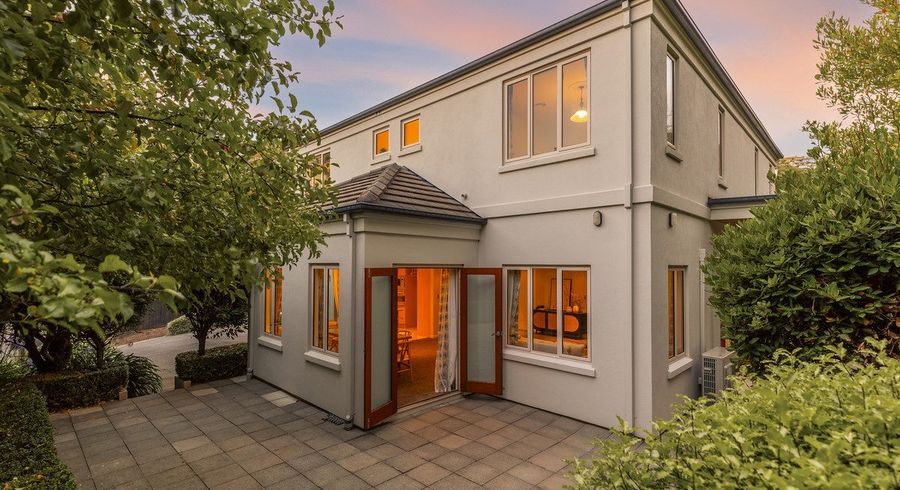  at 16 Basil Place, Mount Pleasant, Christchurch City, Canterbury