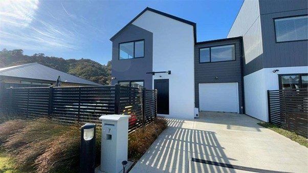  at 7 Desert Gold Lane, Wallaceville, Upper Hutt, Wellington