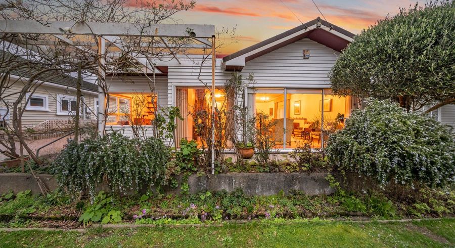  at 35 Ropata Crescent, Boulcott, Lower Hutt, Wellington