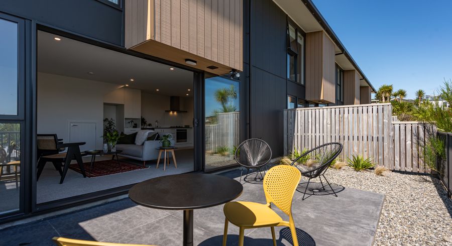  at 73 Woodridge Drive, Woodridge, Wellington