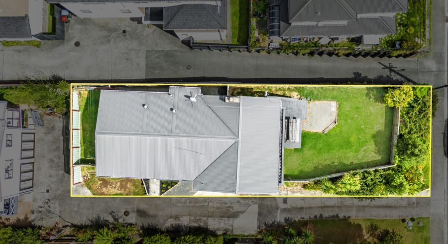  at 14 Littlejohn Street, Hillsborough, Auckland City, Auckland