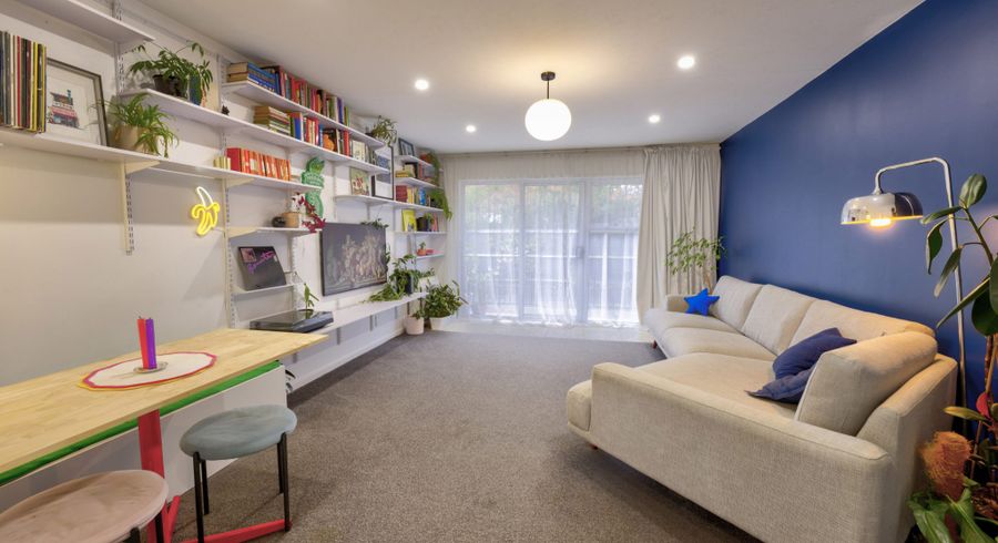  at 2/441 Armagh Street, Linwood, Christchurch City, Canterbury