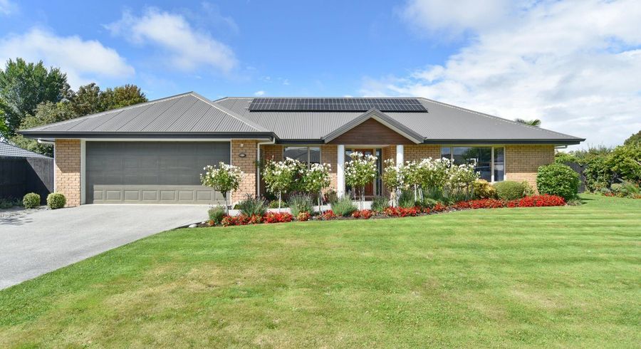  at 44 Panckhurst Drive, Woodend, Woodend