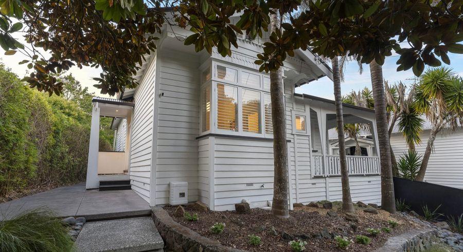  at 33 Atarangi Road, Greenlane, Auckland City, Auckland