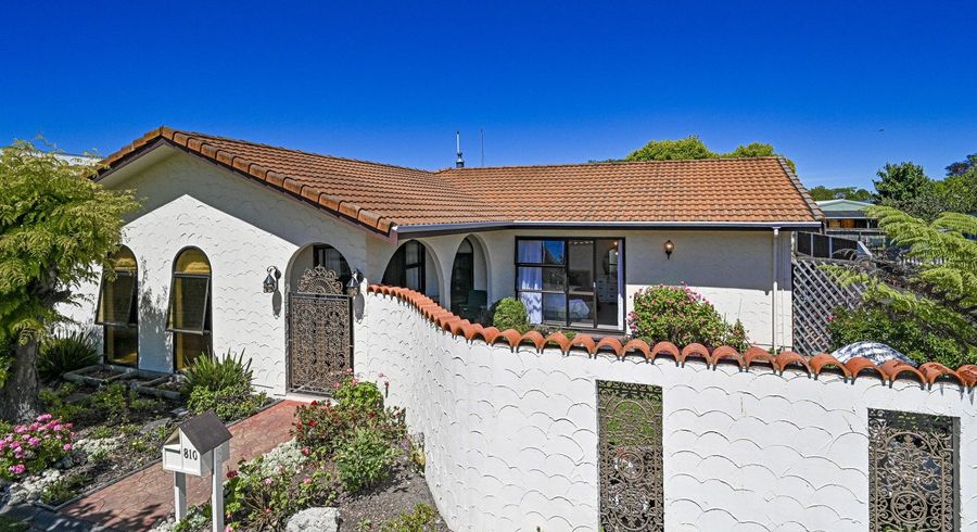  at 810 Eaton Road, Saint Leonards, Hastings