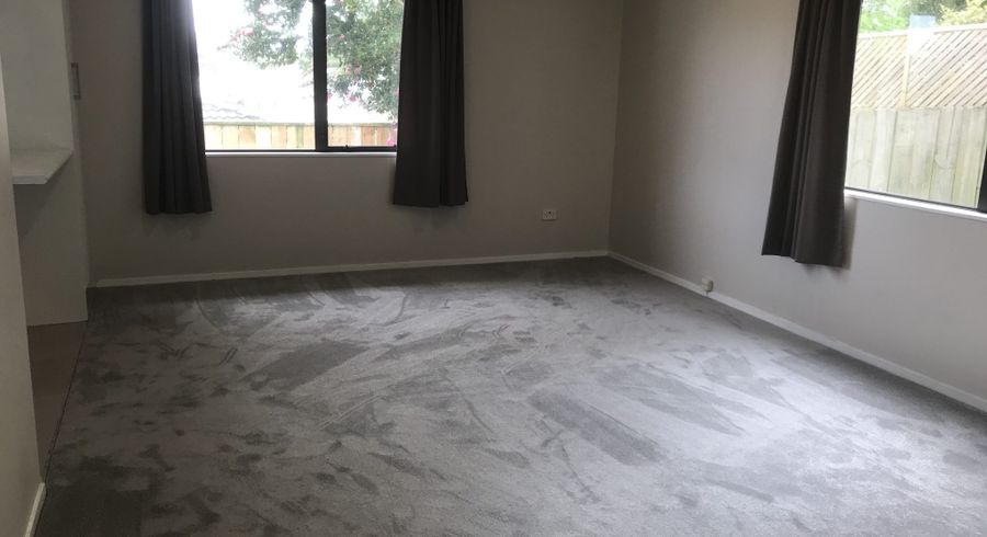  at 17A St Catherine Crescent, West Harbour, Waitakere City, Auckland