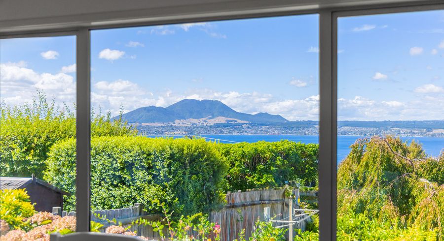  at 104 Wakeman Road, Acacia Bay, Taupo