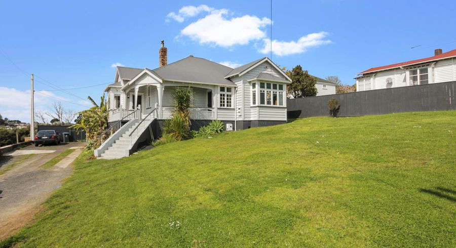  at 11 Queenstown Road, Hillsborough, Auckland
