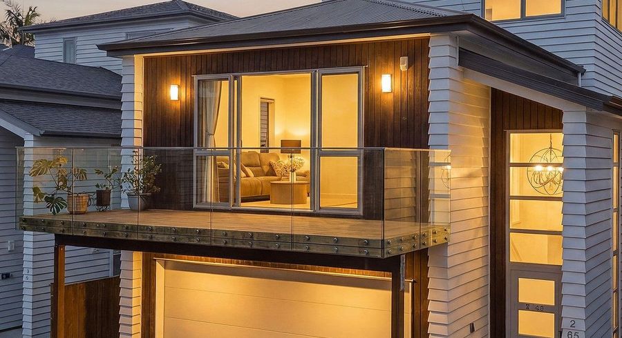  at 2/65 Francis Street, Hauraki, North Shore City, Auckland