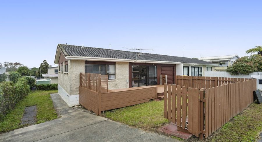  at 1/6 Hinekohu Street, New Lynn, Waitakere City, Auckland
