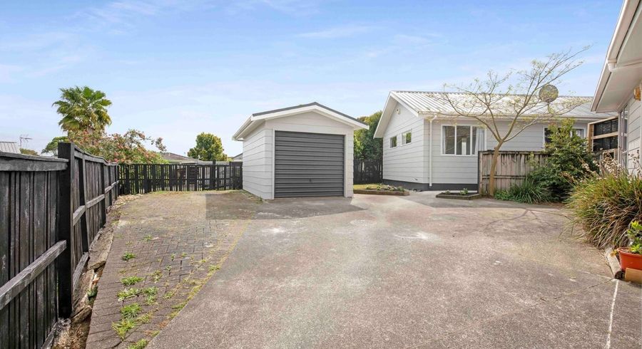  at 12A Hinton Place, Weymouth, Manukau City, Auckland