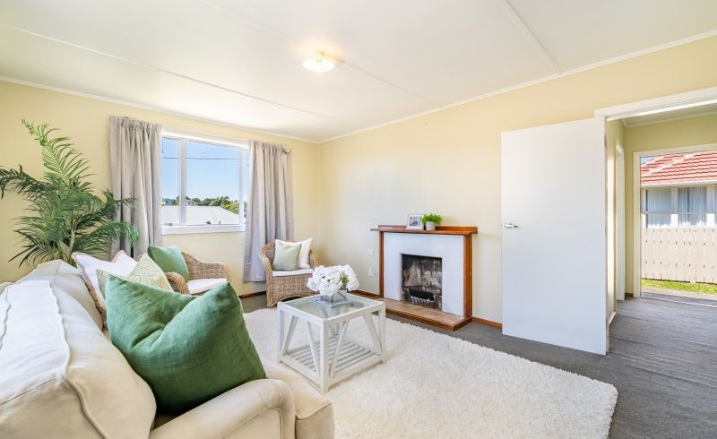  at 6 Mexted Crescent, Ranui, Porirua