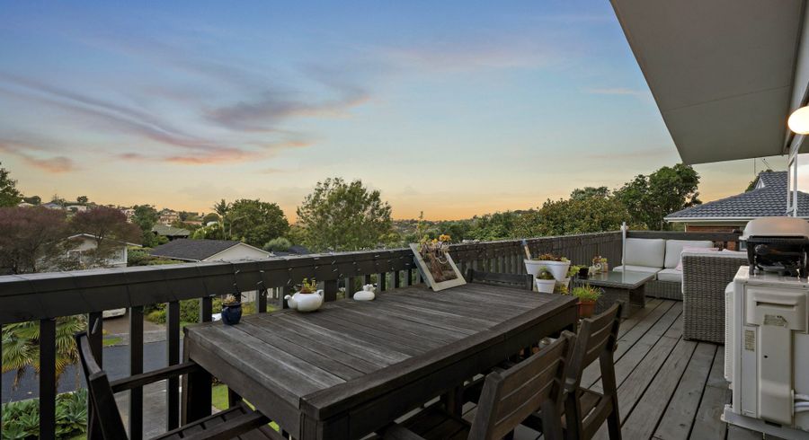  at 16 Gretel Place, Hillcrest, North Shore City, Auckland