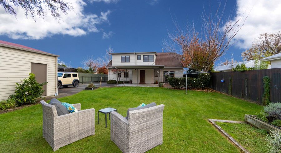  at 1210 Louie Street, Parkvale, Hastings